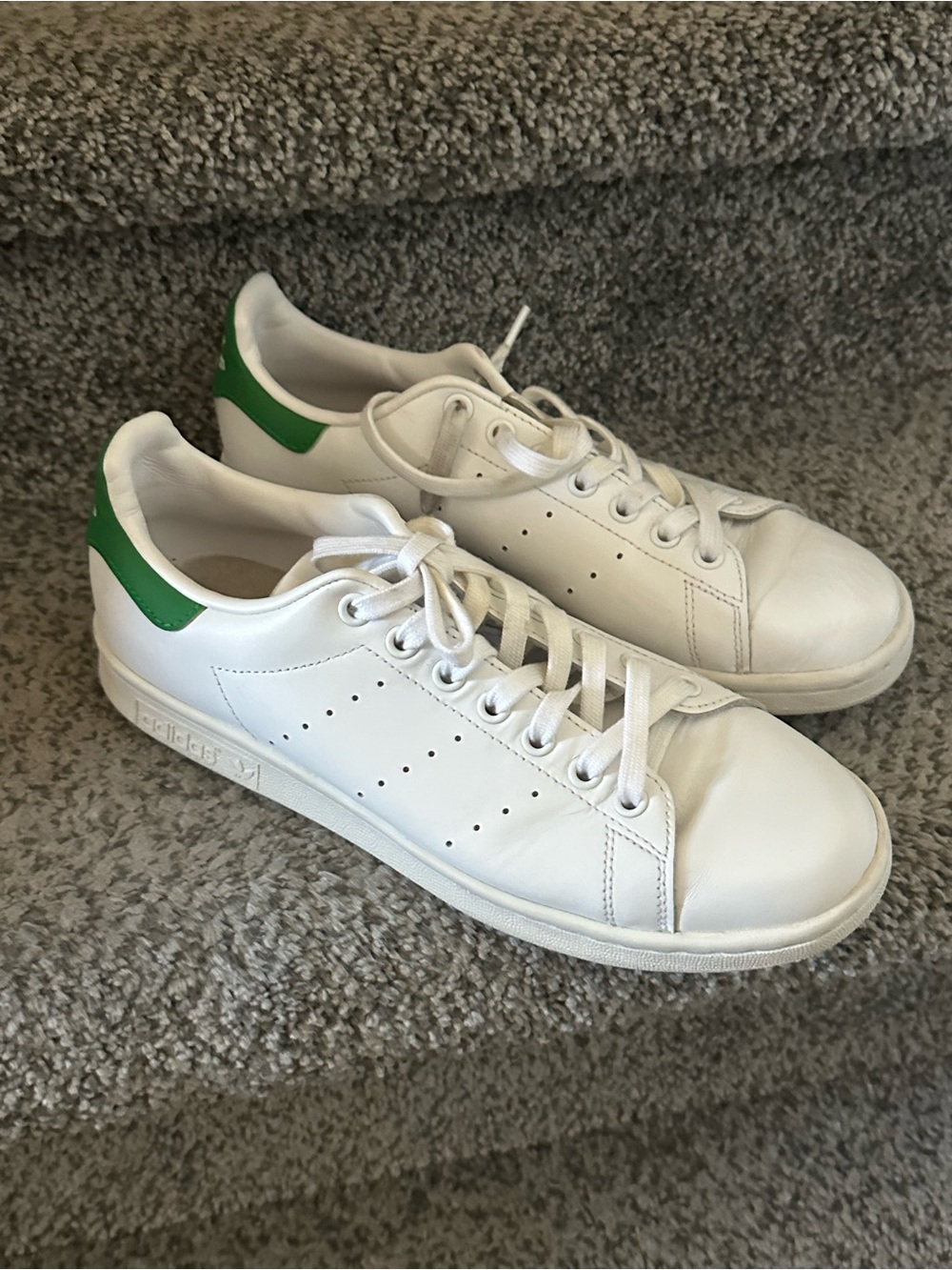 Stan Smith Adidas green white OG style sneakers tennis shoes Women size 9